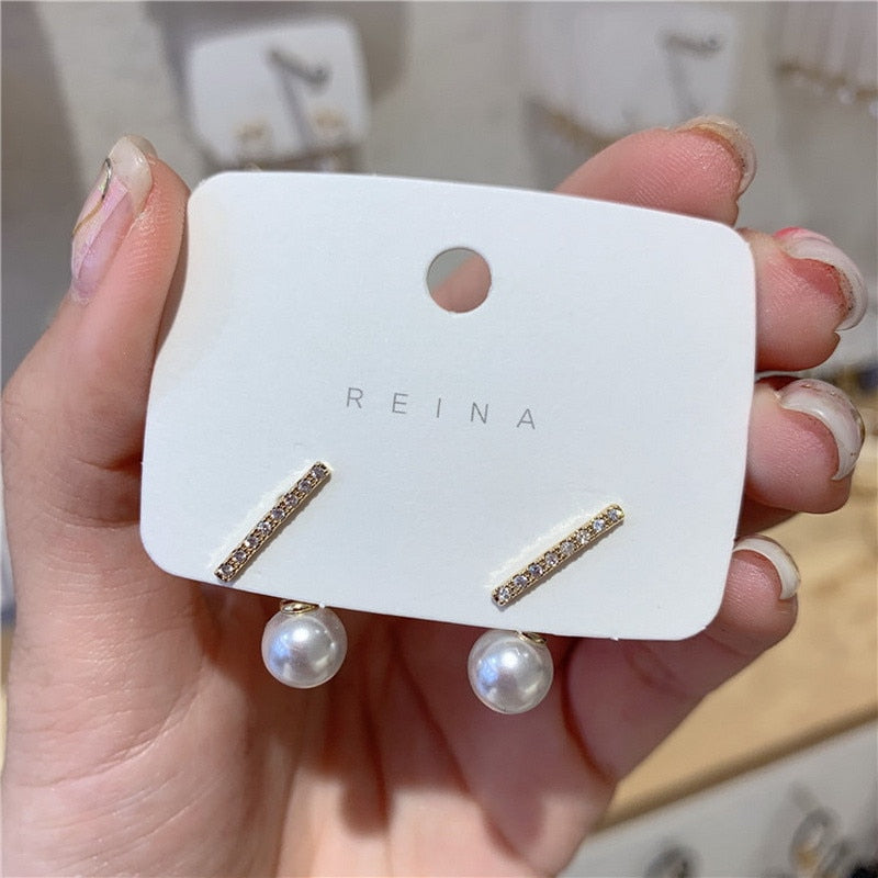 2026 New Cute Pearl Studs Hoop Earrings for Women Gold Color Eardrop Minimalist Tiny Huggies Hoops Wedding Fashion Jewelry