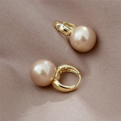2026 New Cute Pearl Studs Hoop Earrings for Women Gold Color Eardrop Minimalist Tiny Huggies Hoops Wedding Fashion Jewelry