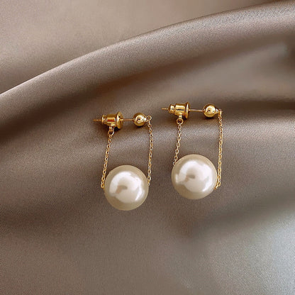 2026 New Cute Pearl Studs Hoop Earrings for Women Gold Color Eardrop Minimalist Tiny Huggies Hoops Wedding Fashion Jewelry
